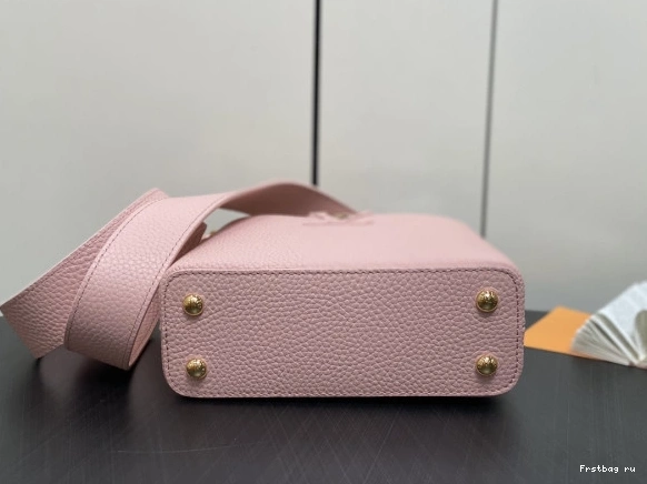 First bag ru MINI-21*14*8CM LOUIS VUITTON CAPUCINES 0802